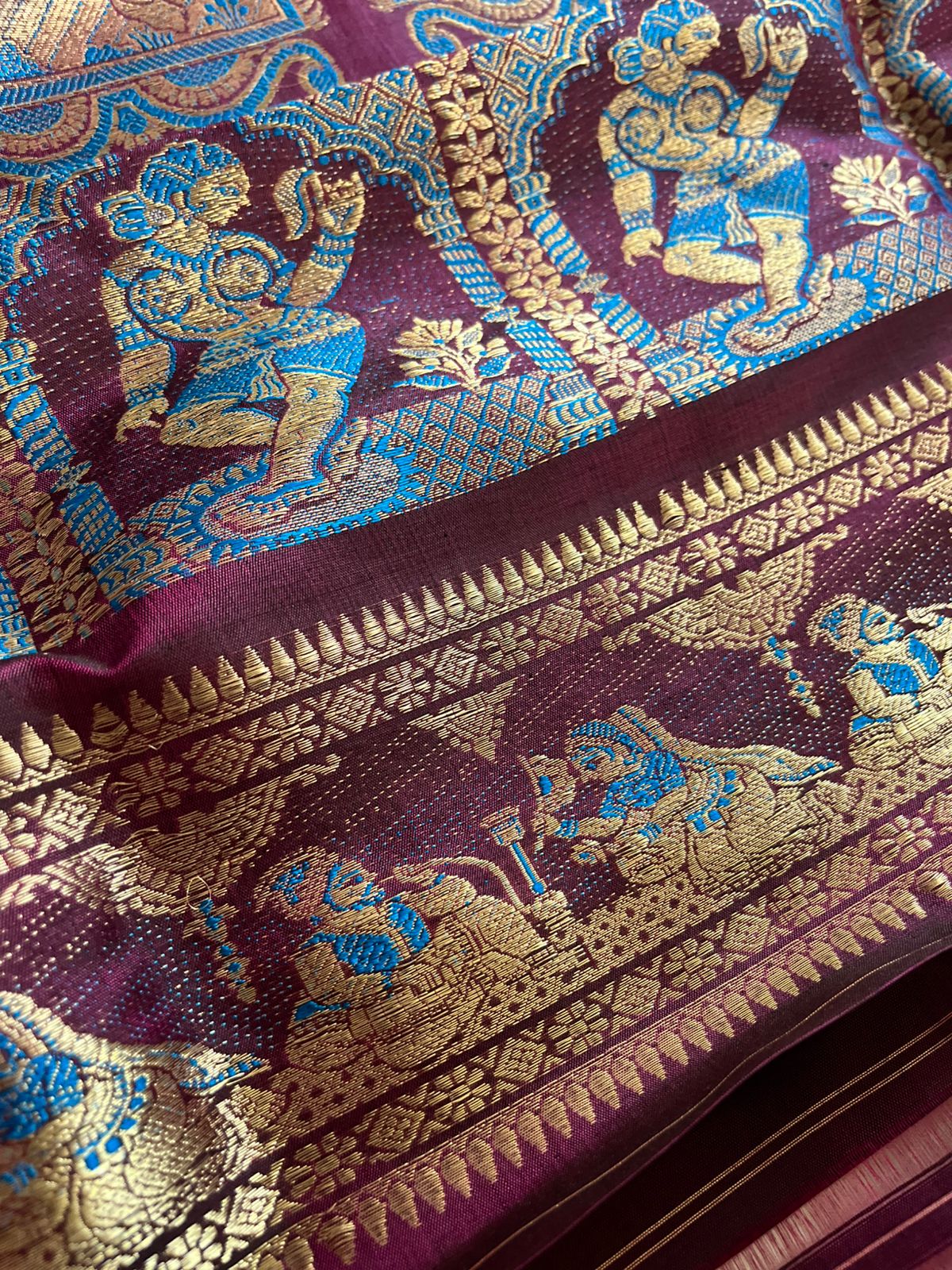 Exquisite Handwoven Pure Silk Baluchari saree - Wine