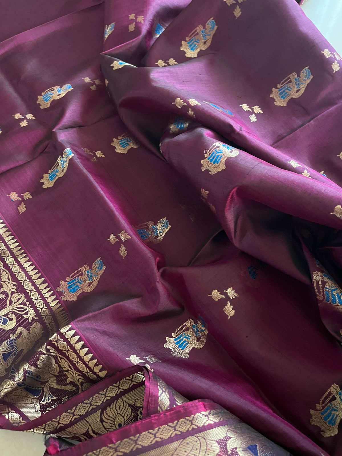 Exquisite Handwoven Pure Silk Baluchari saree - Wine