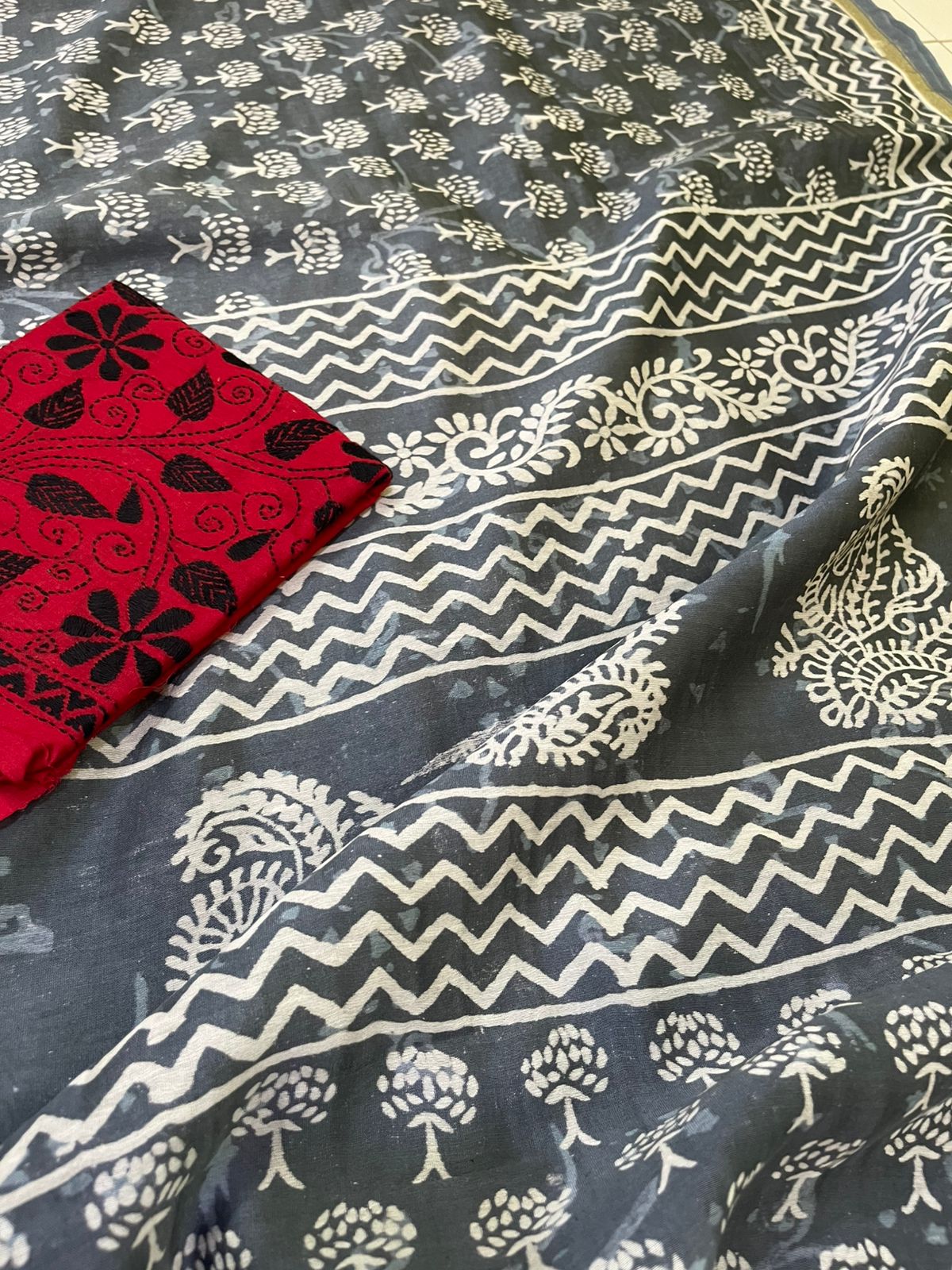 Chanderi Cotton Silk Dabu Hand Block Print Saree - Grey