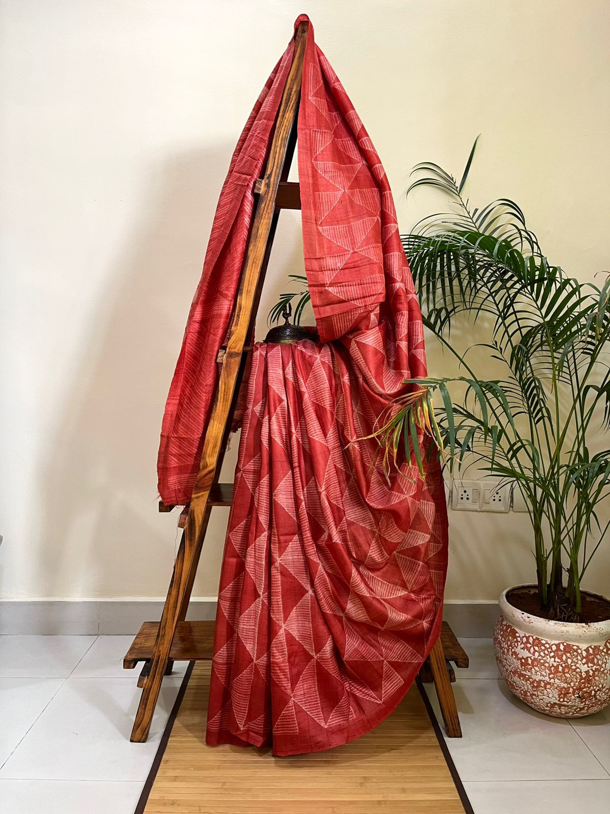 Pure Tussar Shibori Saree - Tomato Red