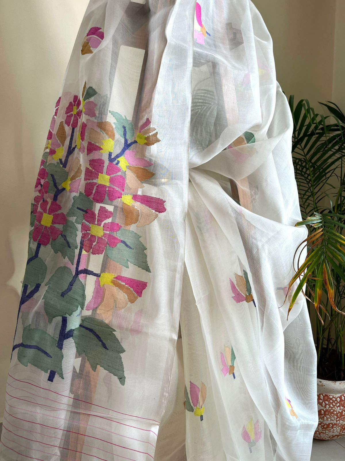 Pure Silk Jamdani Handloom saree - White with multicolour