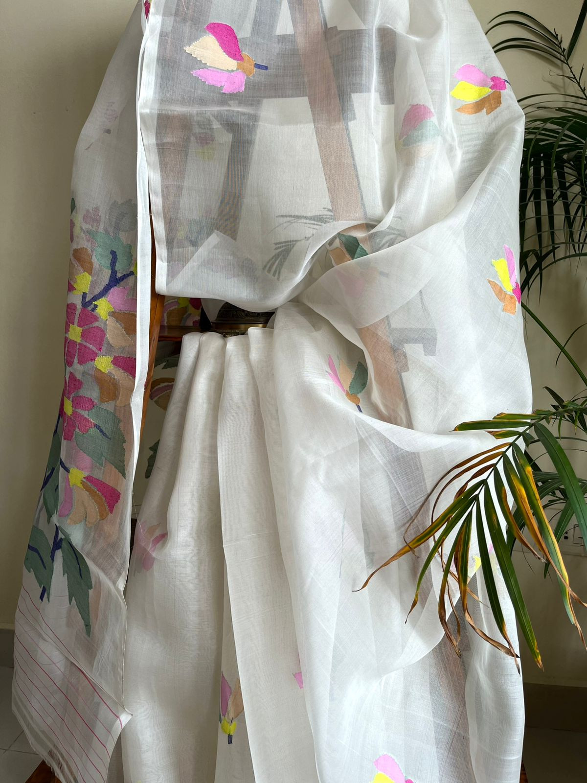 Pure Silk Jamdani Handloom saree - White with multicolour