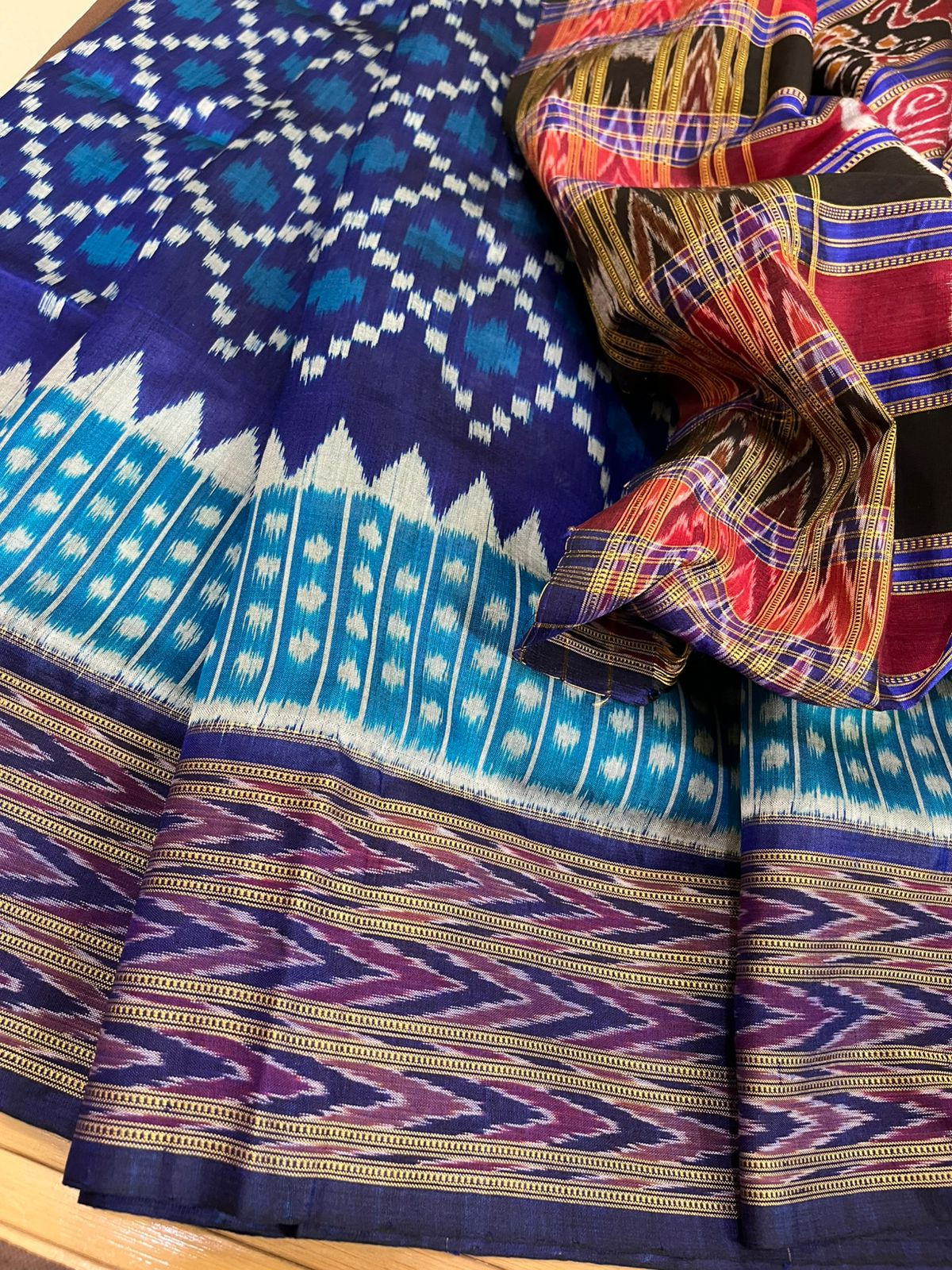Handwoven Pure Silk Sambhalpuri Bandha Saree - Shades of Blue