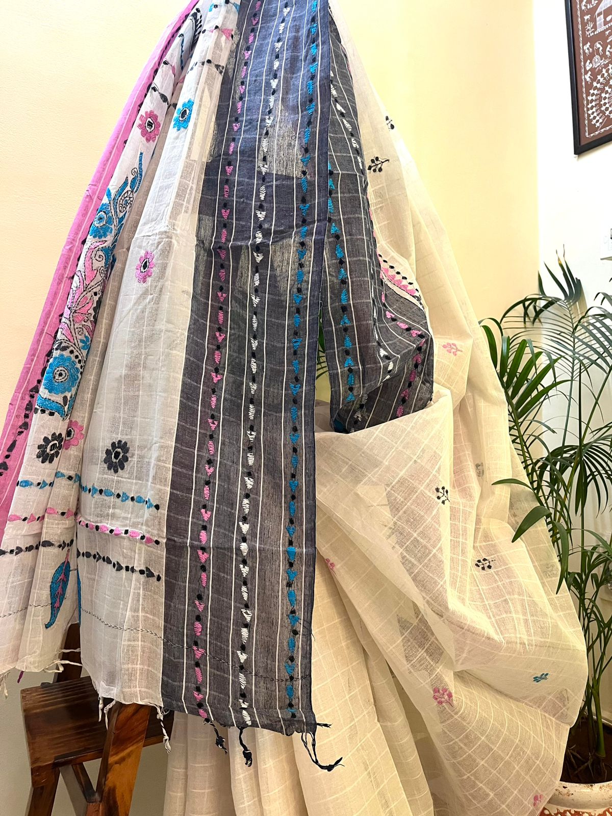 Beautiful Pure Cotton Saree with Hand Embroidered Kantha Work - White