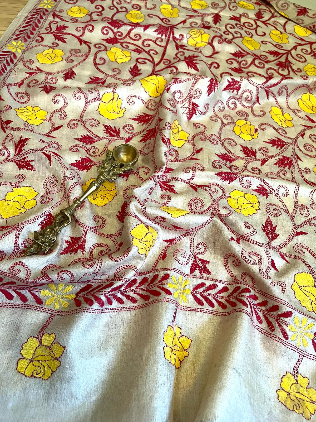 Pure Tussar Silk Handwoven Dupatta with intricate Hand Kantha Embroidery - Off White Floral