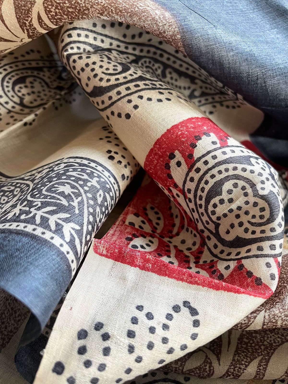 Very exclusive Pure Tussar Silk Saree with Handblock - Grey