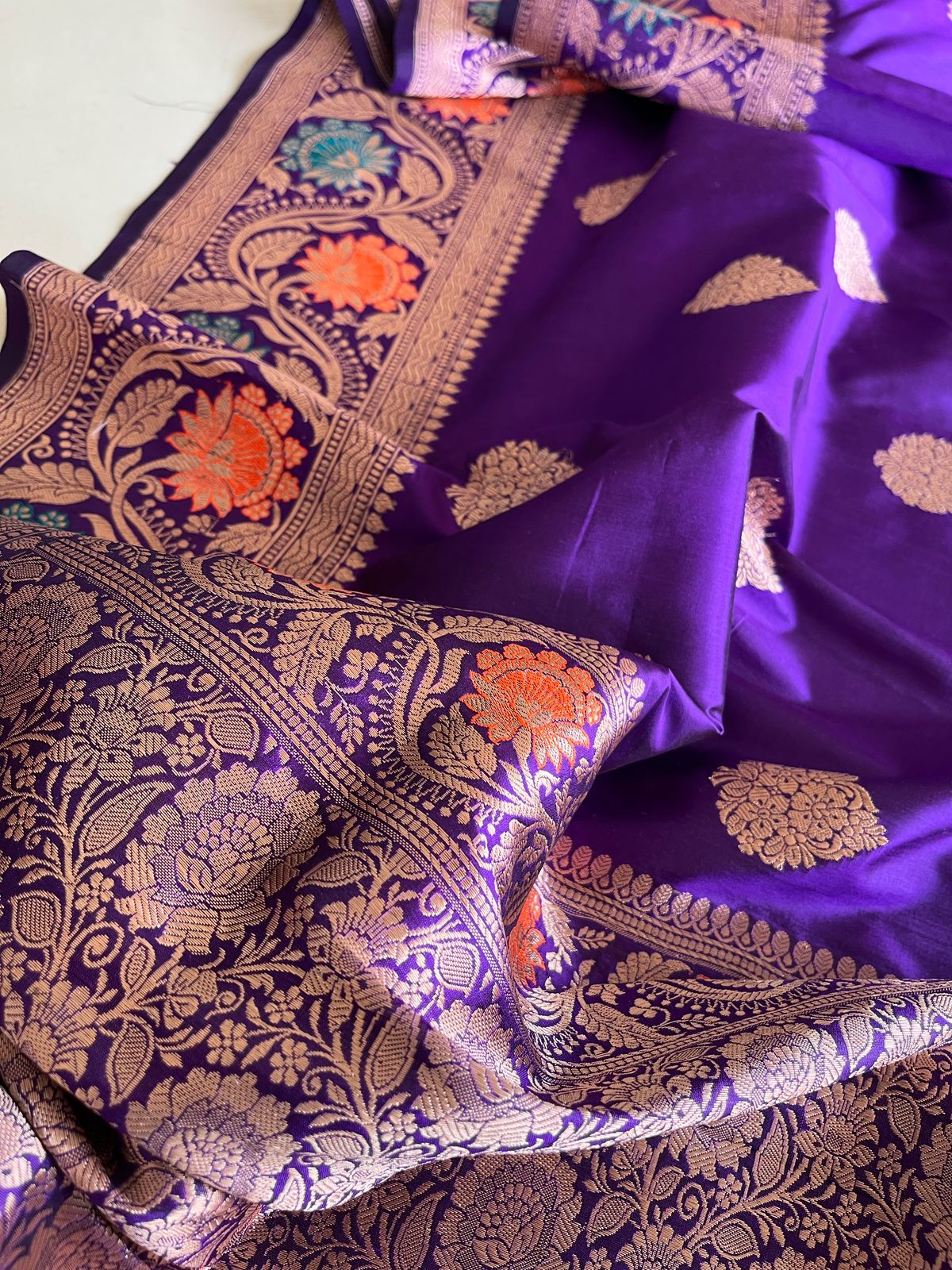 Pure Handloom Banarasi Katan Silk saree - Royal Purple