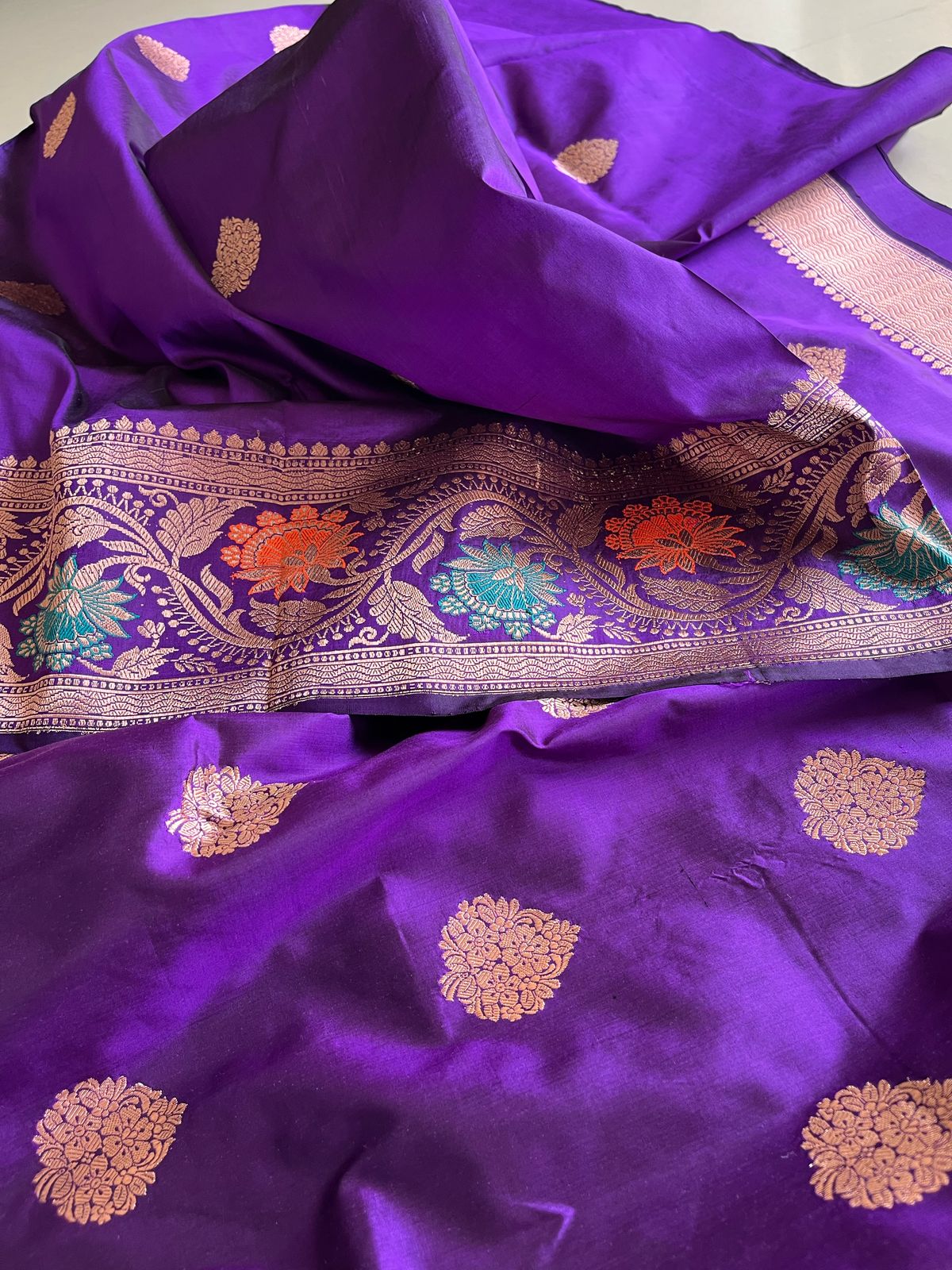Pure Handloom Banarasi Katan Silk saree - Royal Purple