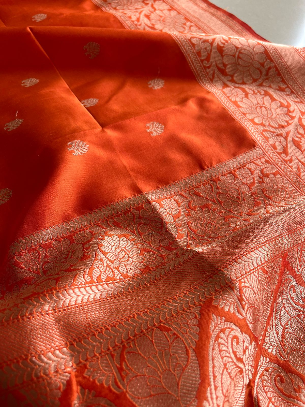 Pure Katan Silk Handwoven Banarasi Saree - Orange
