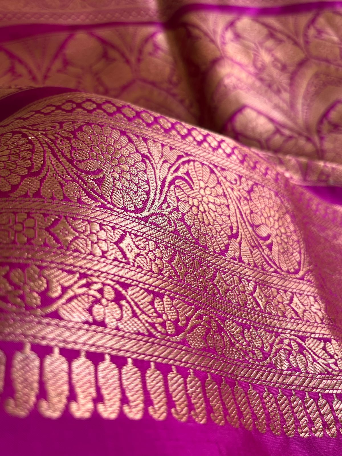 Pure Handloom Banarasi Katan Silk saree - Yellow and Purple