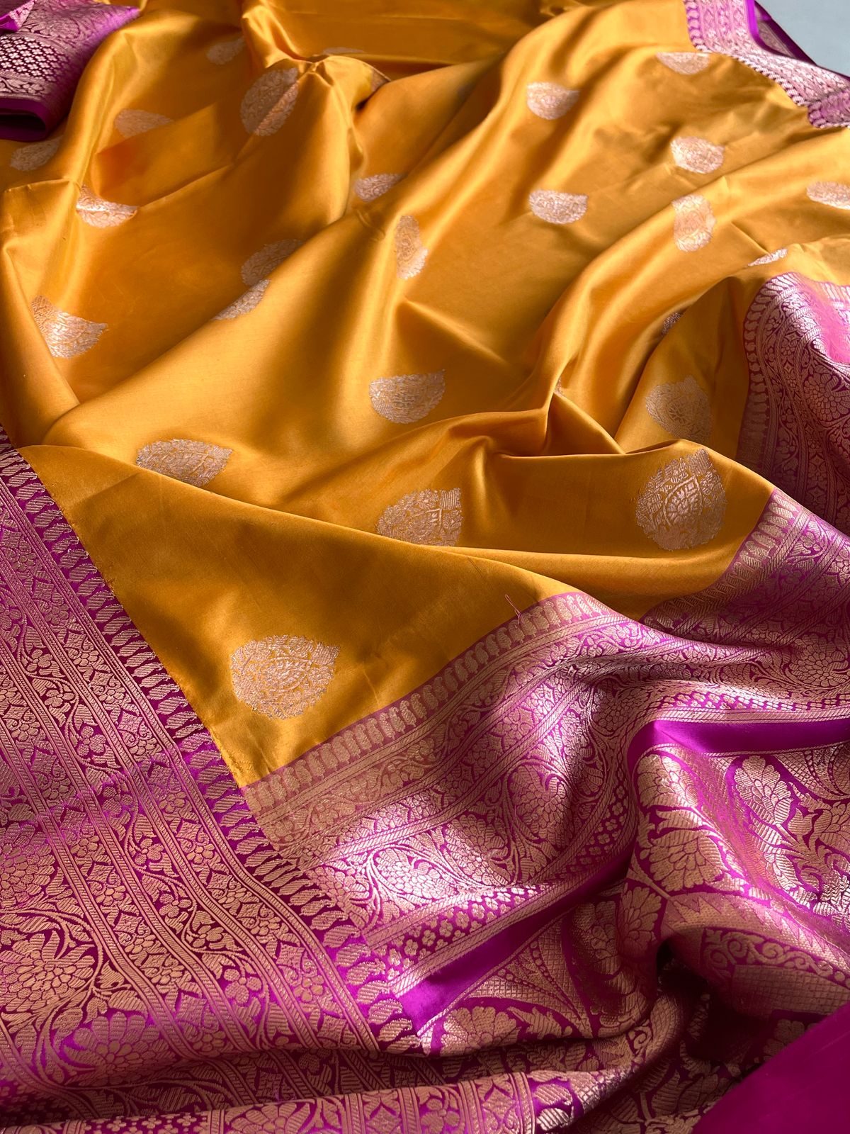 Pure Handloom Banarasi Katan Silk saree - Yellow and Purple