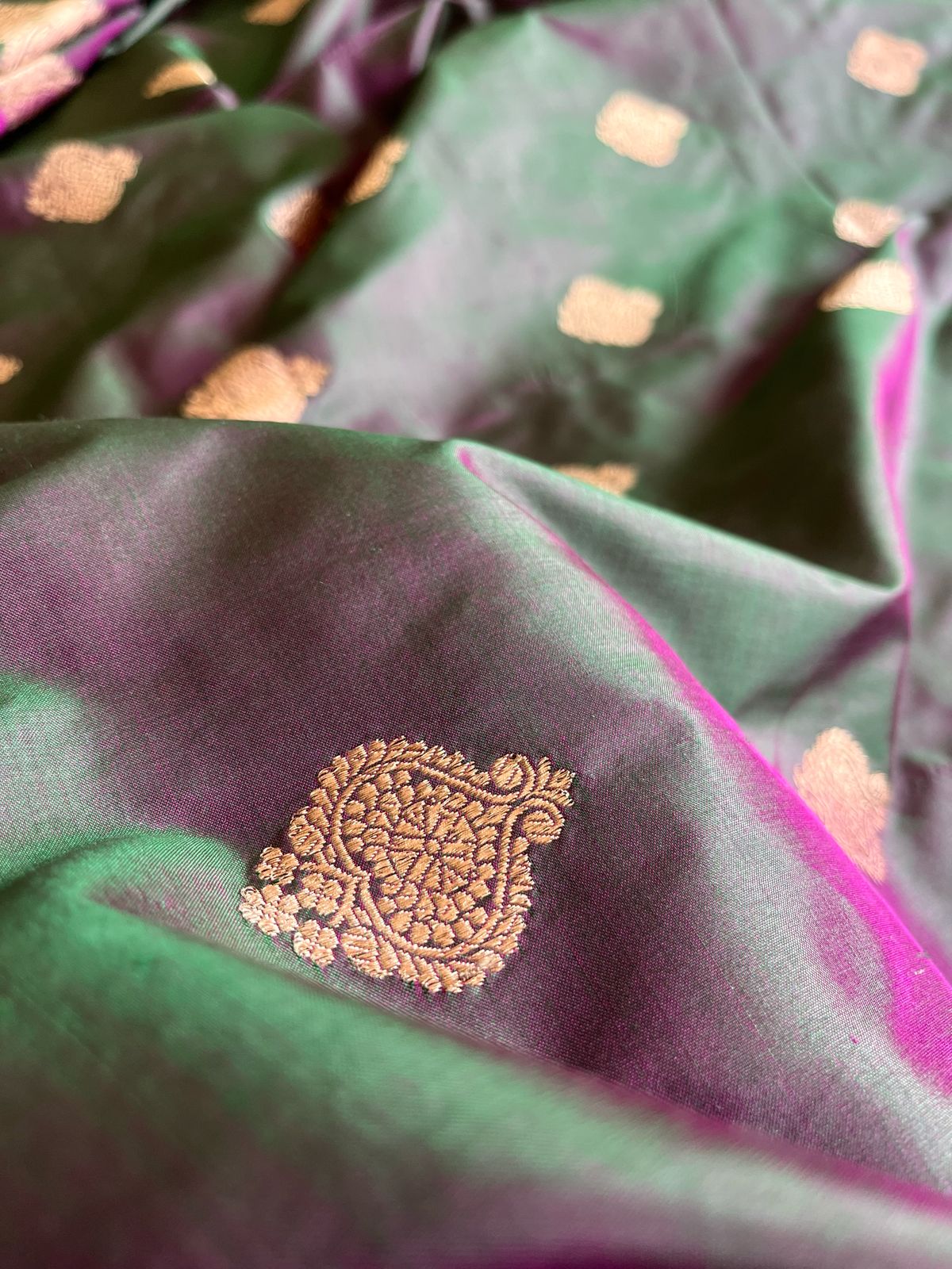 Pure Handloom Banarasi Katan Silk saree - Green with tinge of Purple