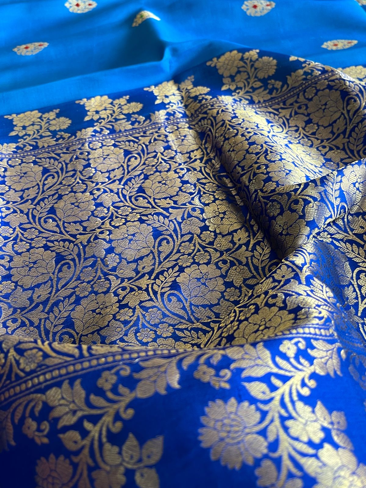 Pure Handloom Banarasi Katan Silk saree - Electric Blue