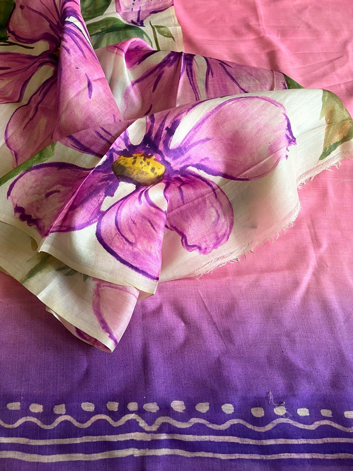 Exquisite and Gorgeous Pure Silk Handpainted Kurta Dupatta Set - Pink