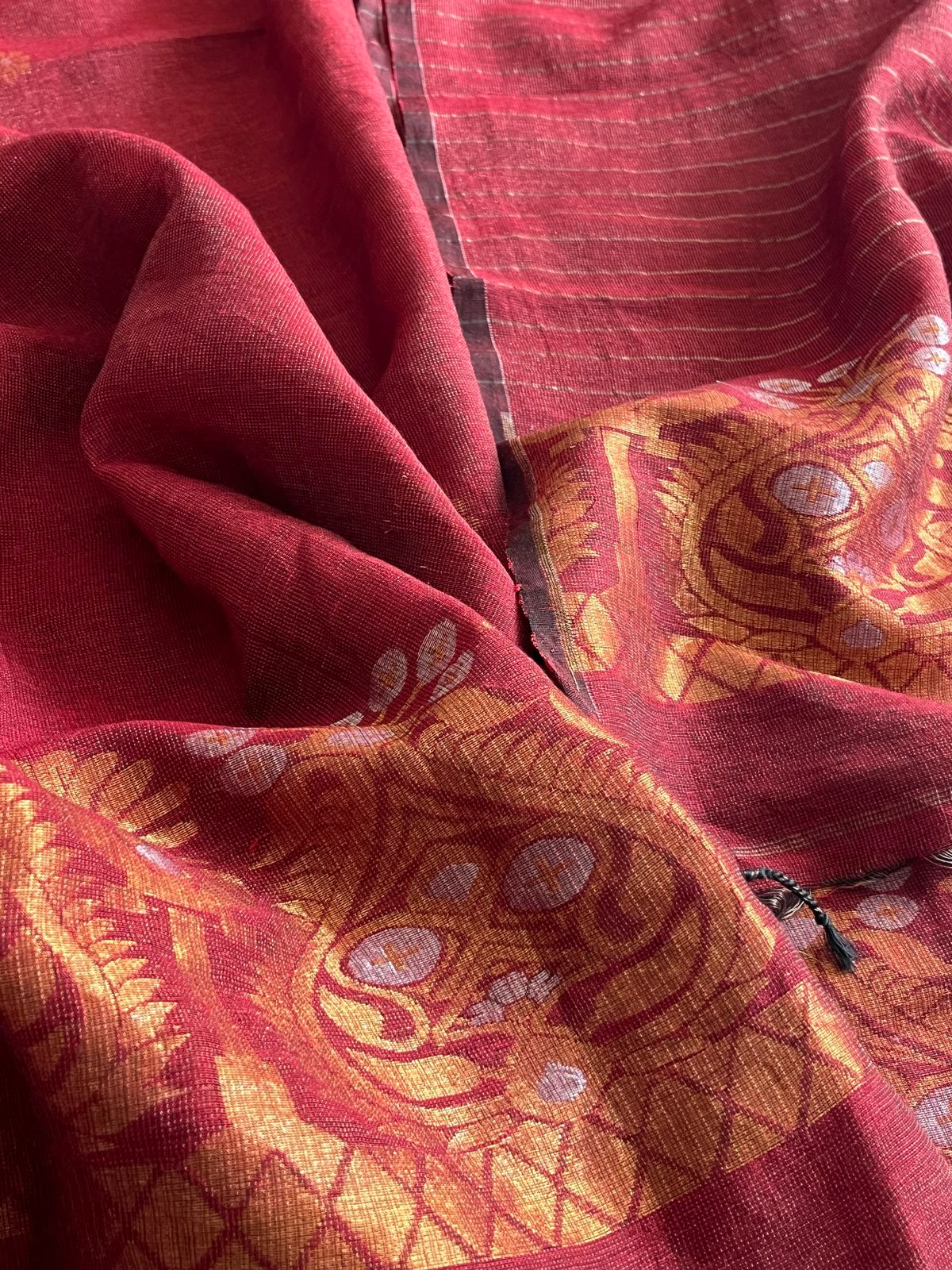 Stunning Linen Tissue Zari Weaving Kurta Dupatta Set -Deep Red with Gold