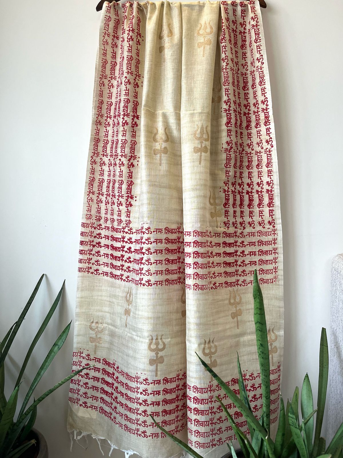 Beautiful Handblock Printed Dupatta - Om Namah Shivay print - Beige with Red