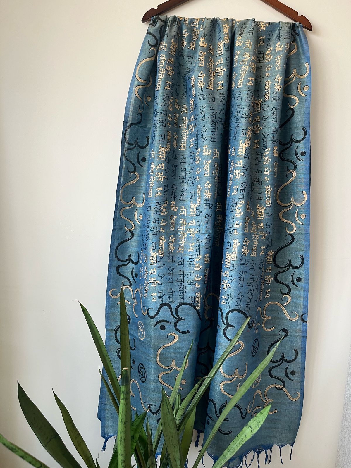 Beautiful Handblock Printed Dupatta - Gayatri Mantra and Om print - Blue