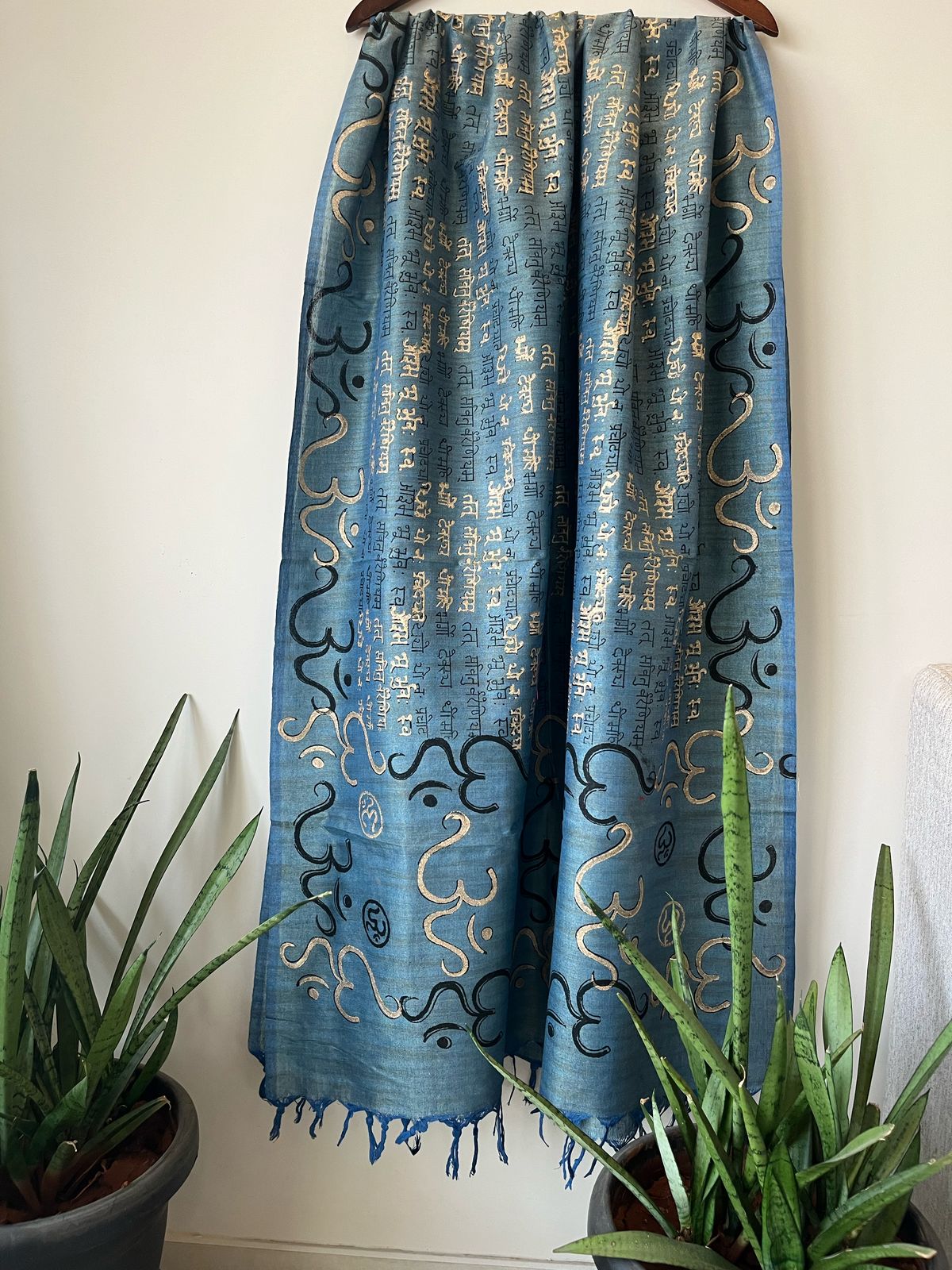 Beautiful Handblock Printed Dupatta - Gayatri Mantra and Om print - Blue