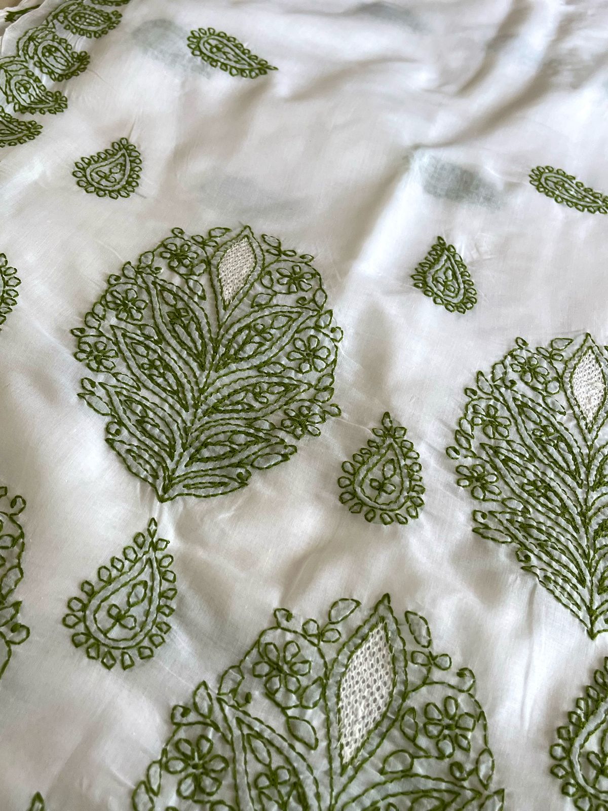 Pure Cotton Hand Chikankari Jaal Work Embroidery Saree- White with Green