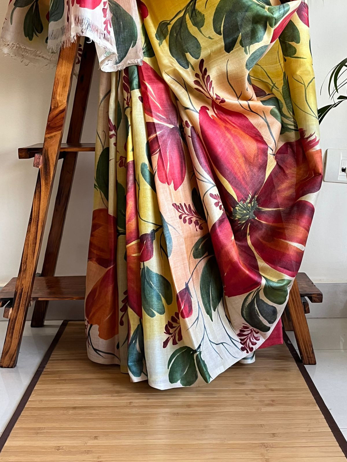 Very exclusive Pure Tussar Silk Saree with Handpainted- Pale Yellow