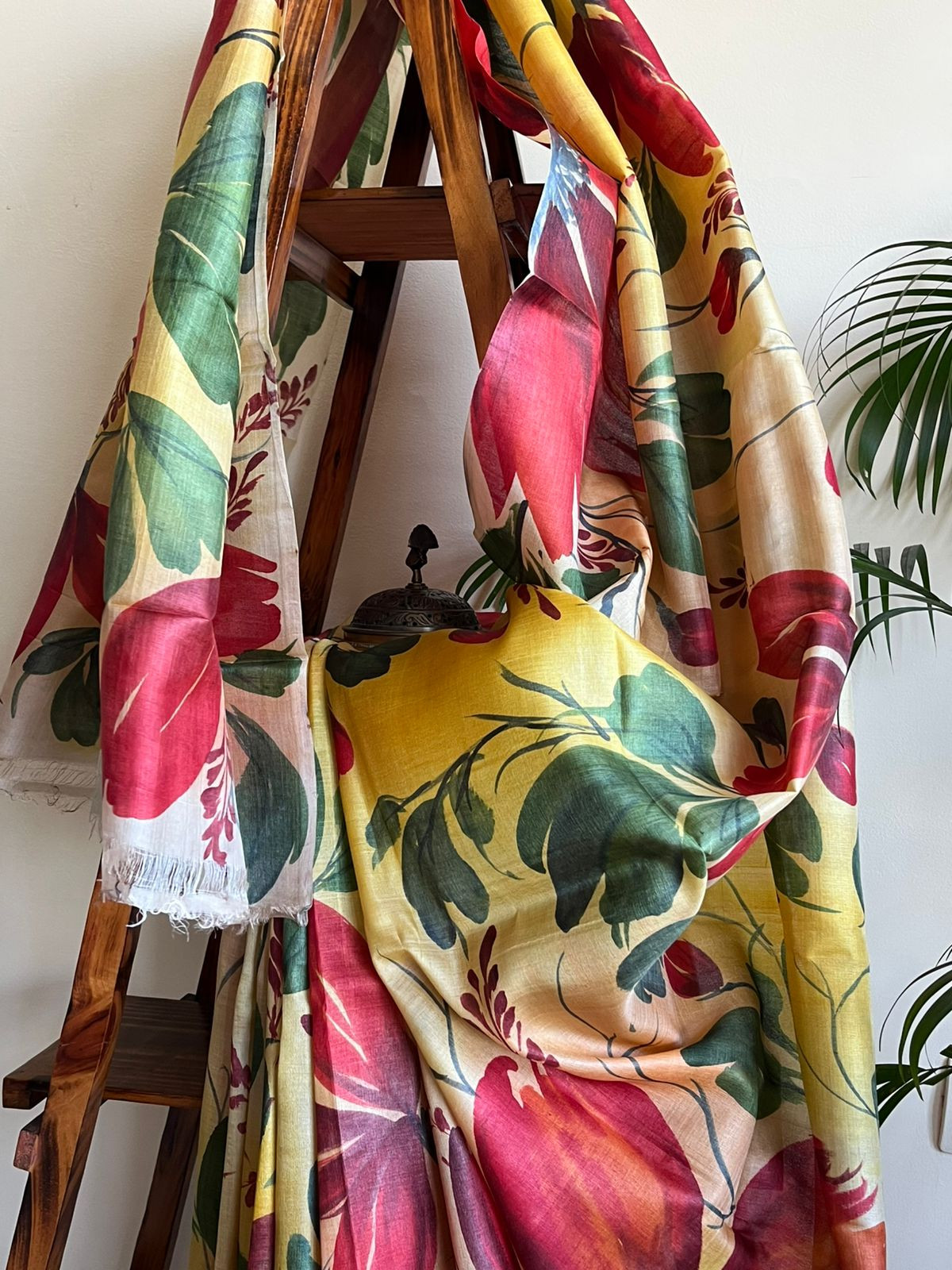 Very exclusive Pure Tussar Silk Saree with Handpainted- Pale Yellow