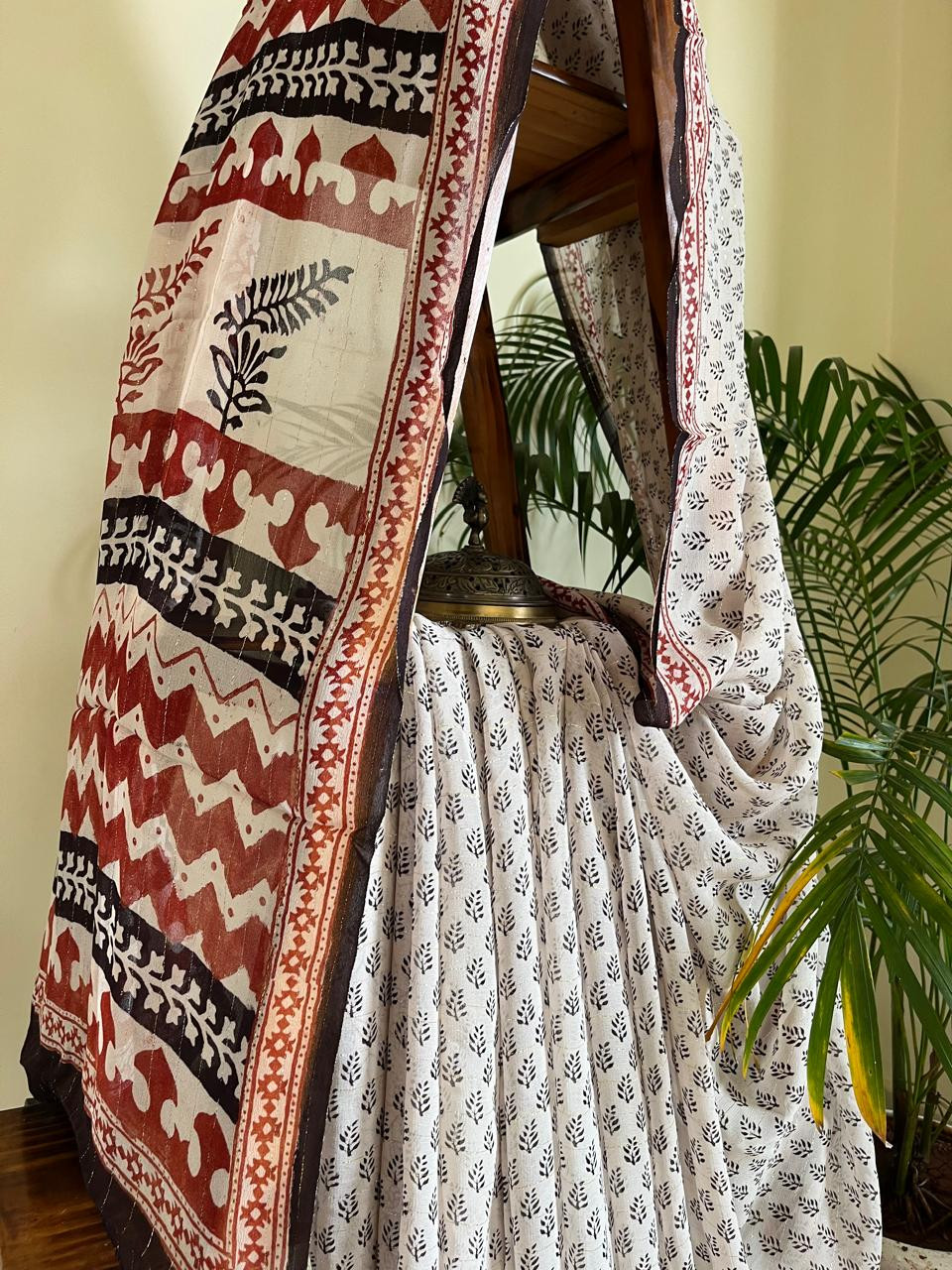 Georgette Bagh Handblock Saree - Beige