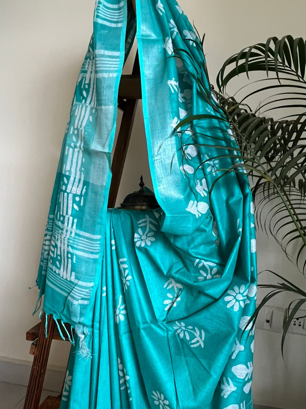 Pure Cotton Wax Batik Saree with zari border - Teal