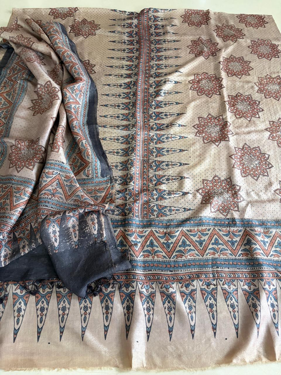 Pure Tussar Silk Ajrakh Handblock Print Kurta Dupatta - Beige