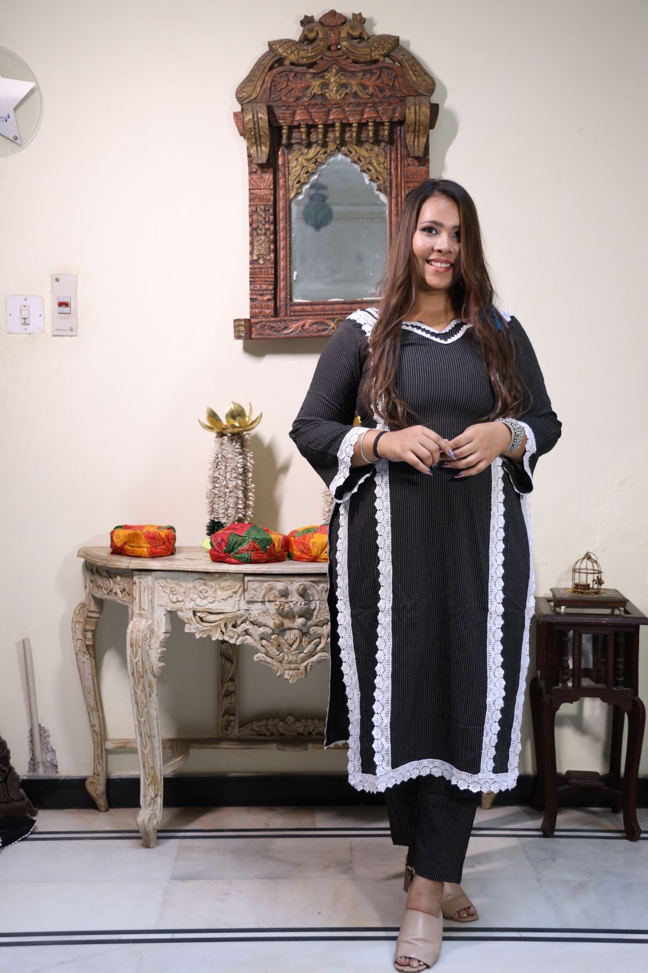Black lace kurta