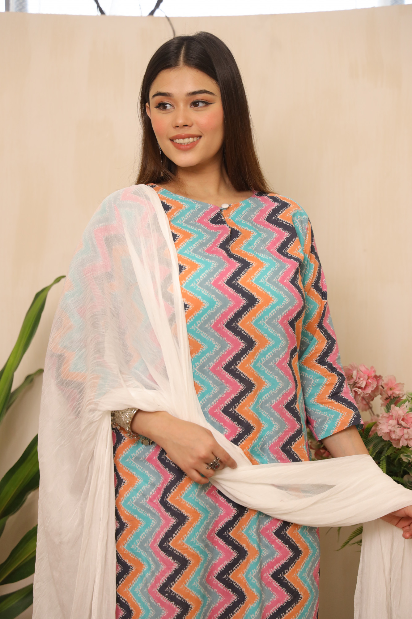 Blue ZigZag Printed Straight Suit Set