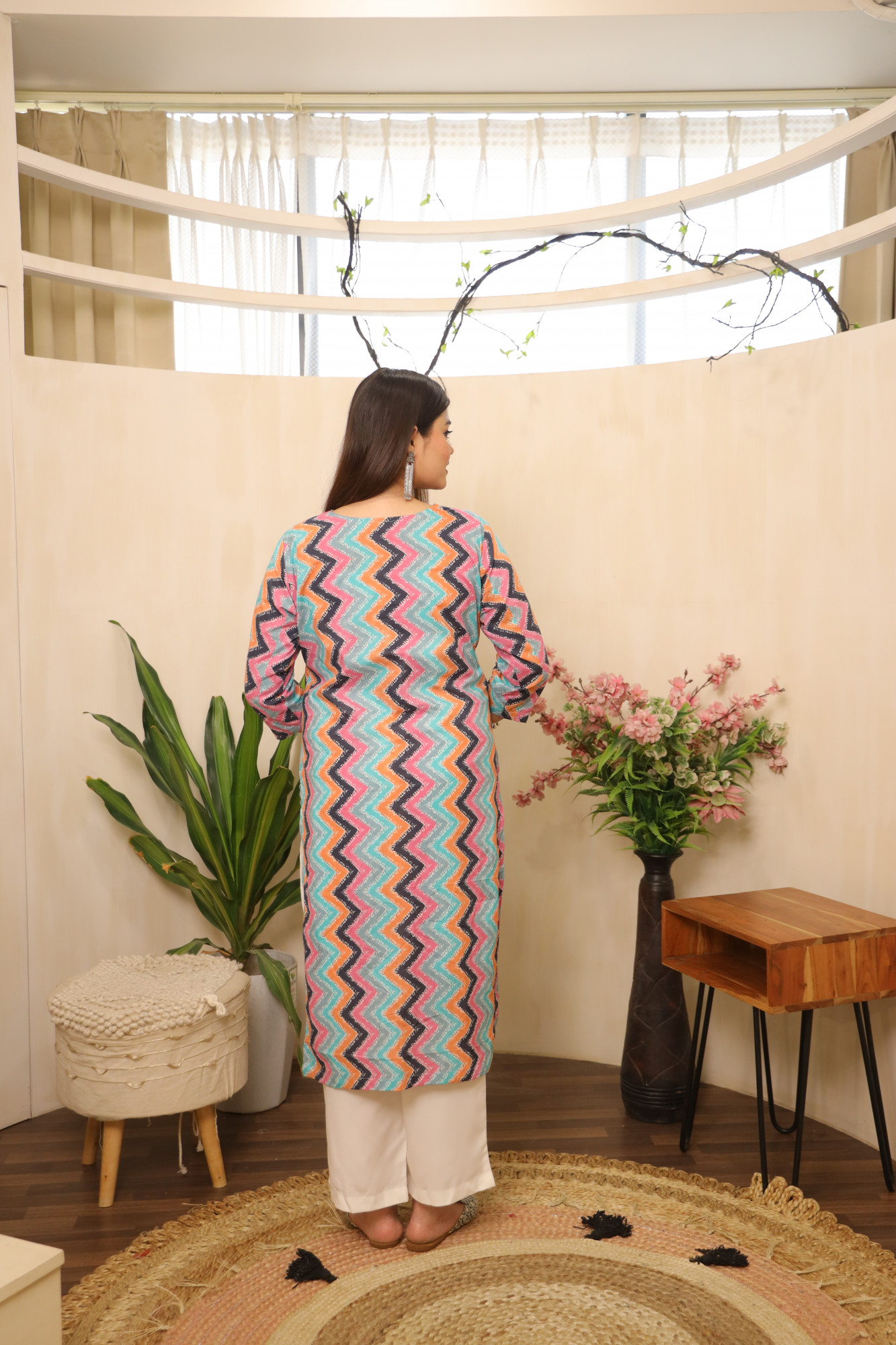 Blue ZigZag Printed Straight Suit Set