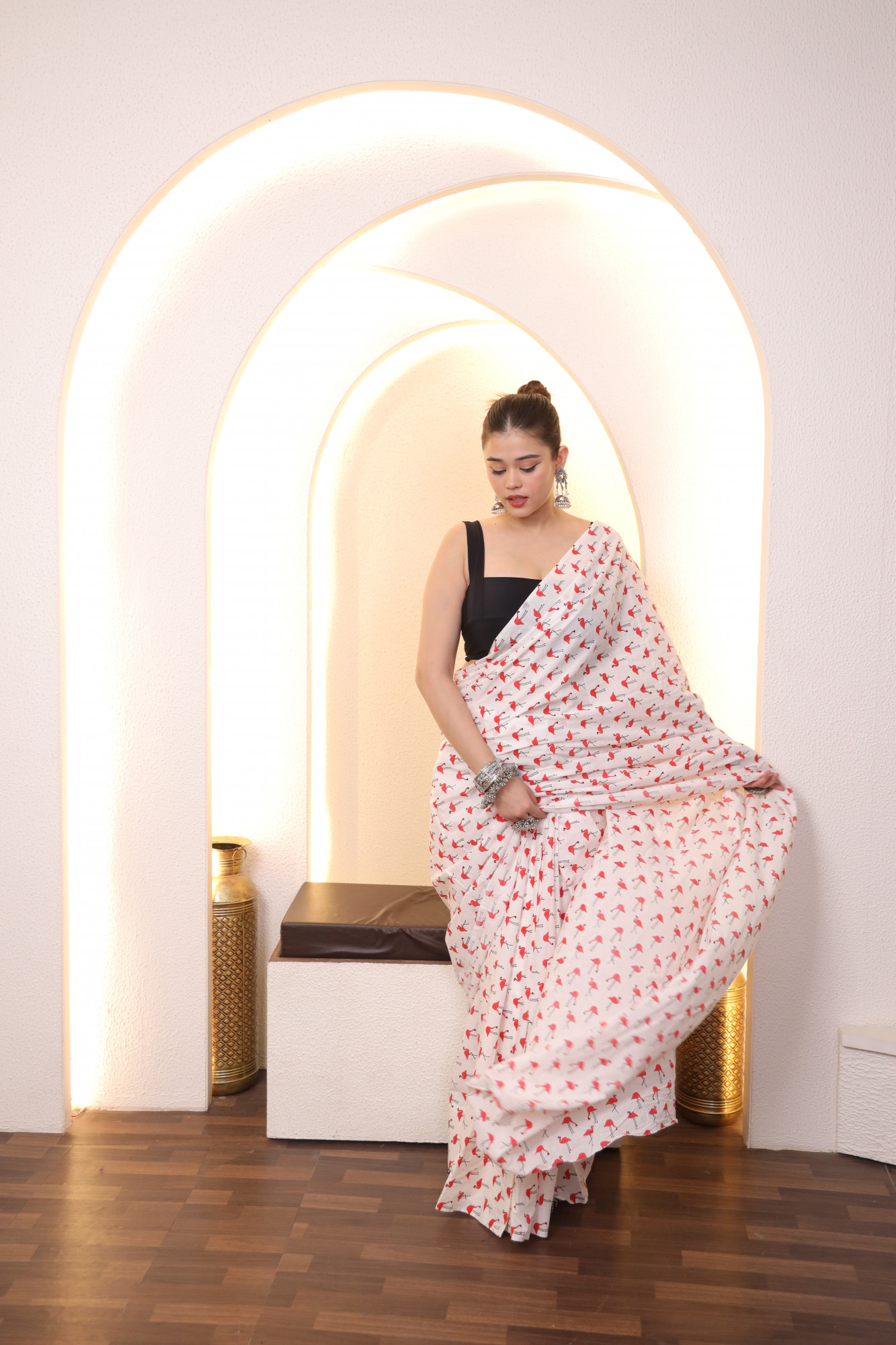 White And Red Swan Cotton saree