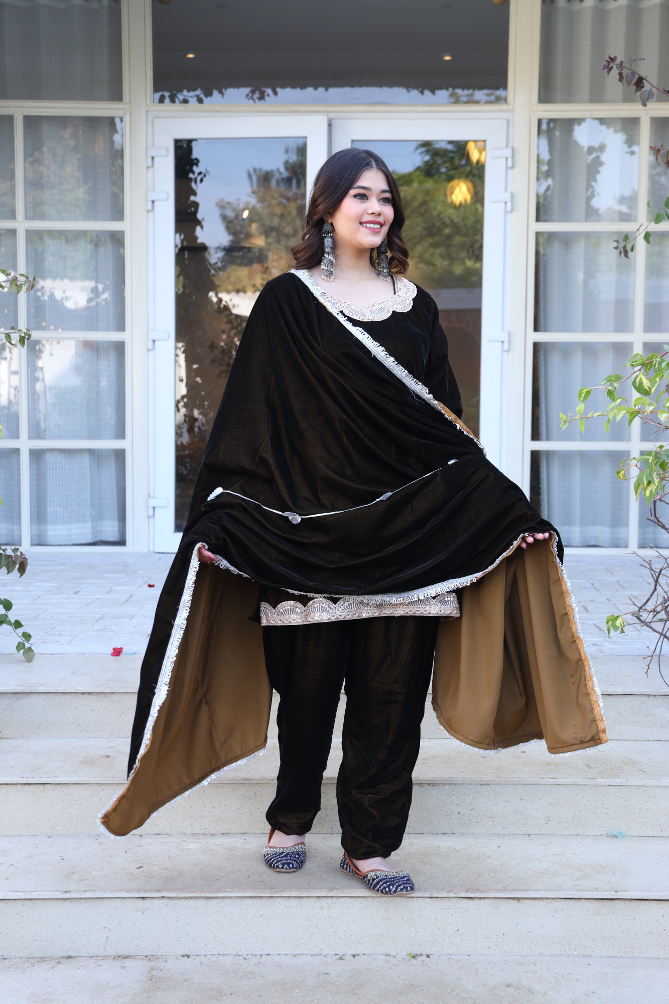 Brown Velvet Suit Set And Embroidered Dupatta