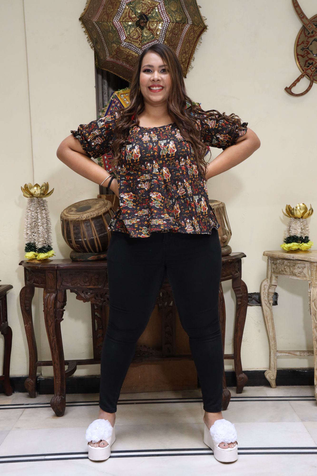 Black printed top