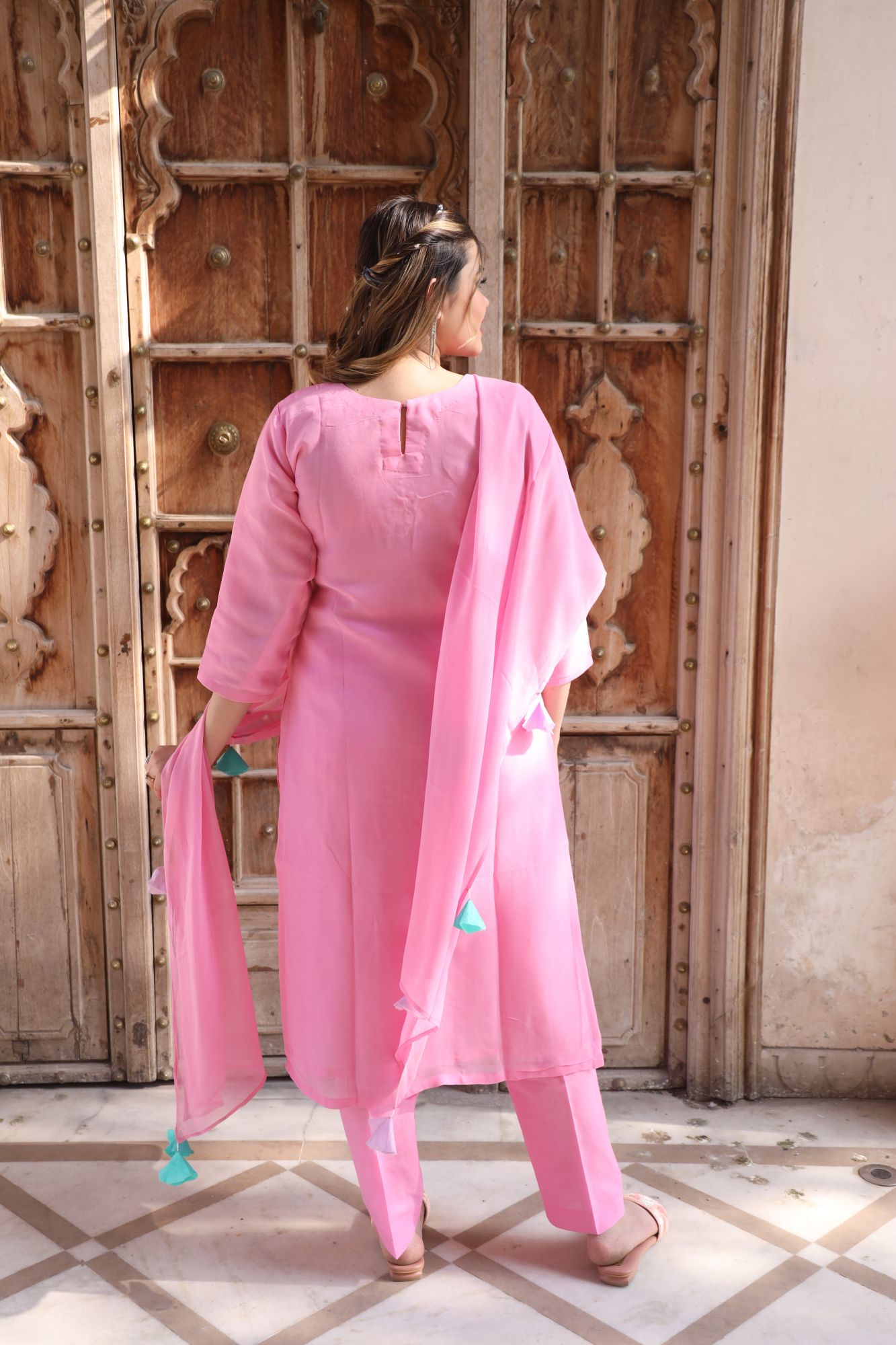 Pink Floral Georgette handwork kurta set