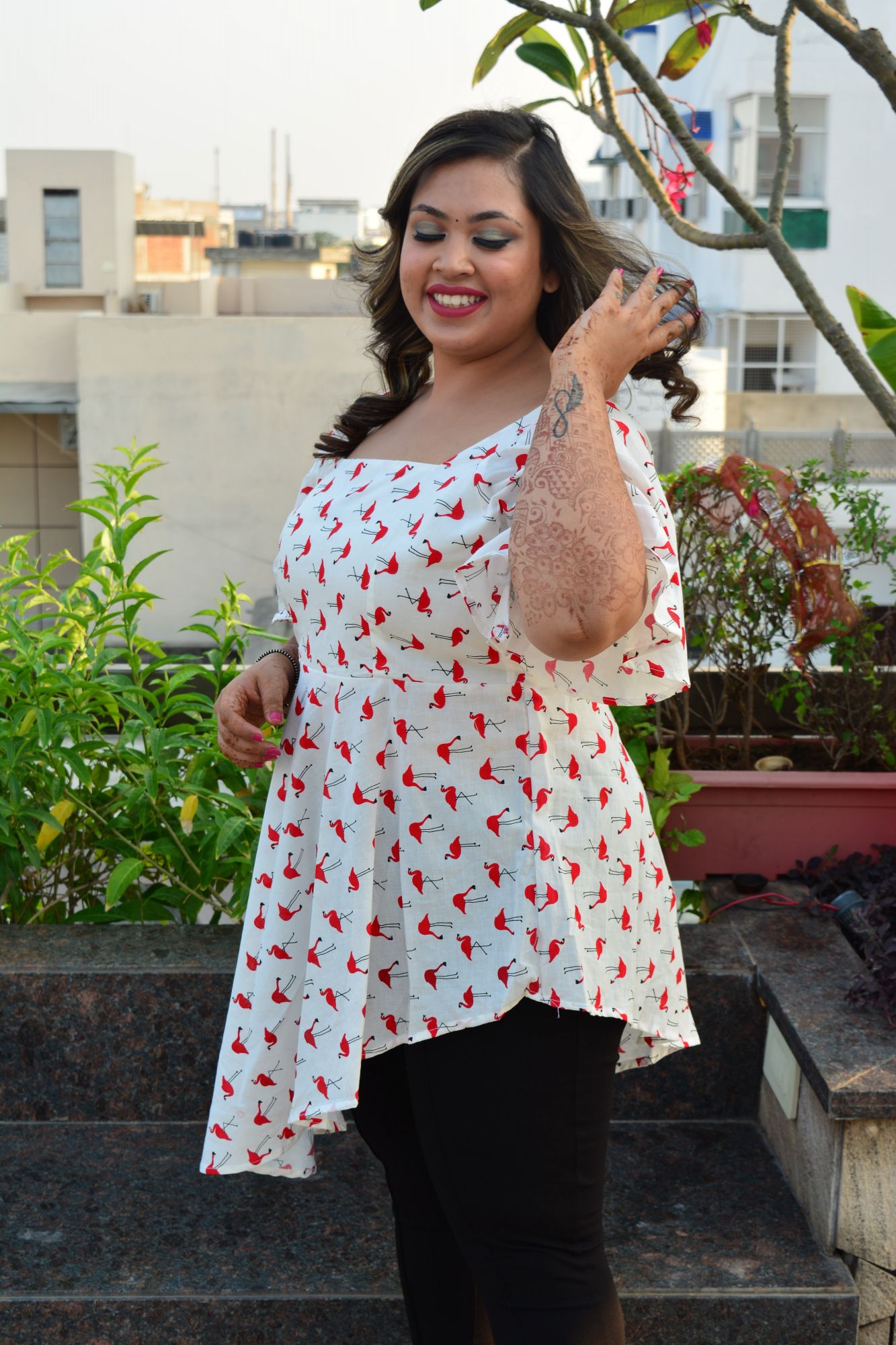 Red swan asymmetric top