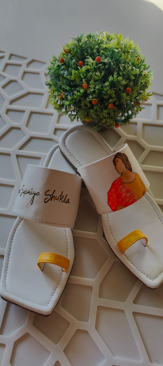 CUSTUM FLATS SUPRIYA SHUKLA