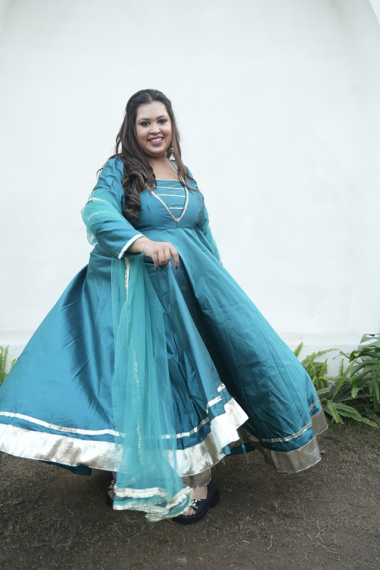 Hiba Rama Green Silk Anarkali Set