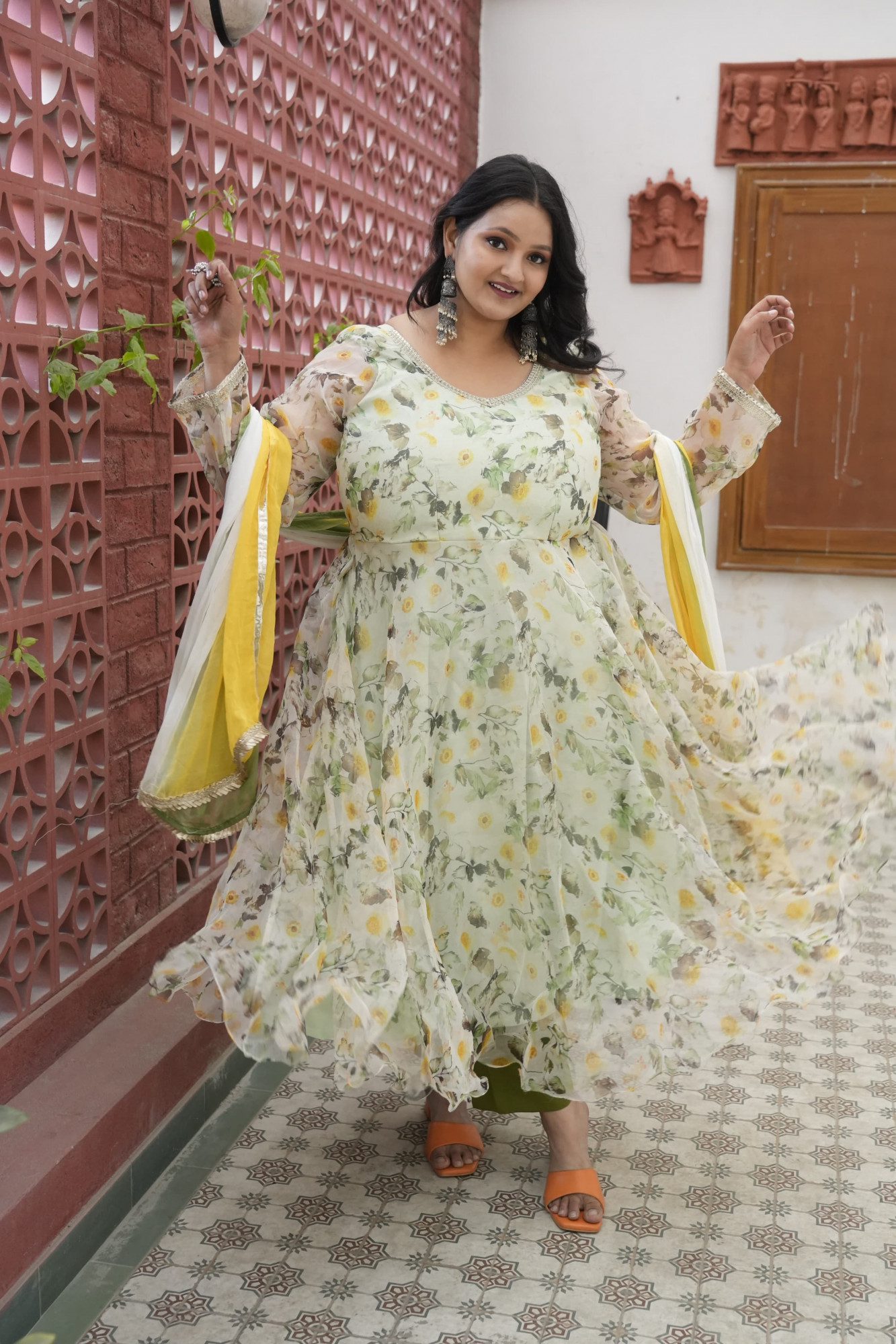 Dewy Bloom Bliss Off white Orgenza Anarkali Set