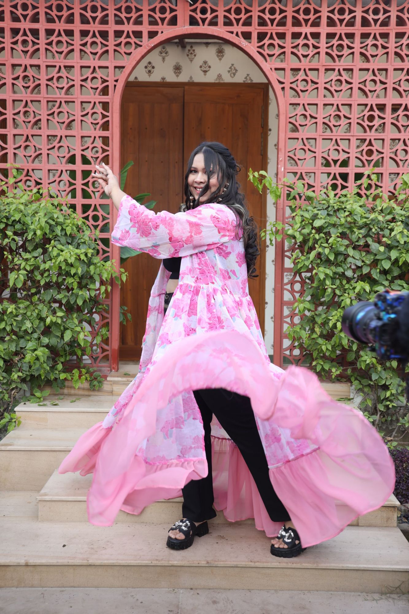 Shades of Pink Floral Printed Georgette Flared Shrug