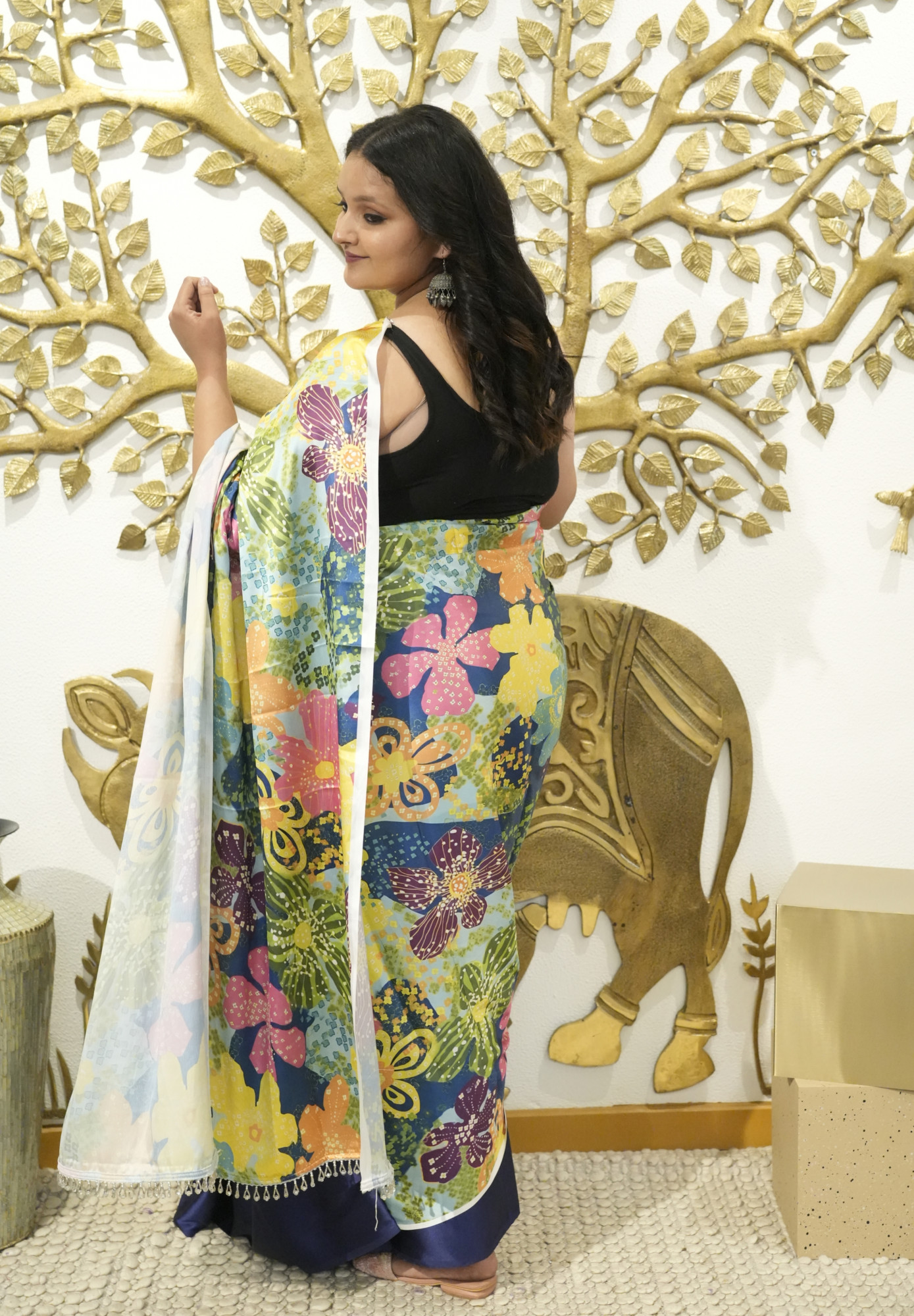 Gaint Floral Plus Size Satin Saree