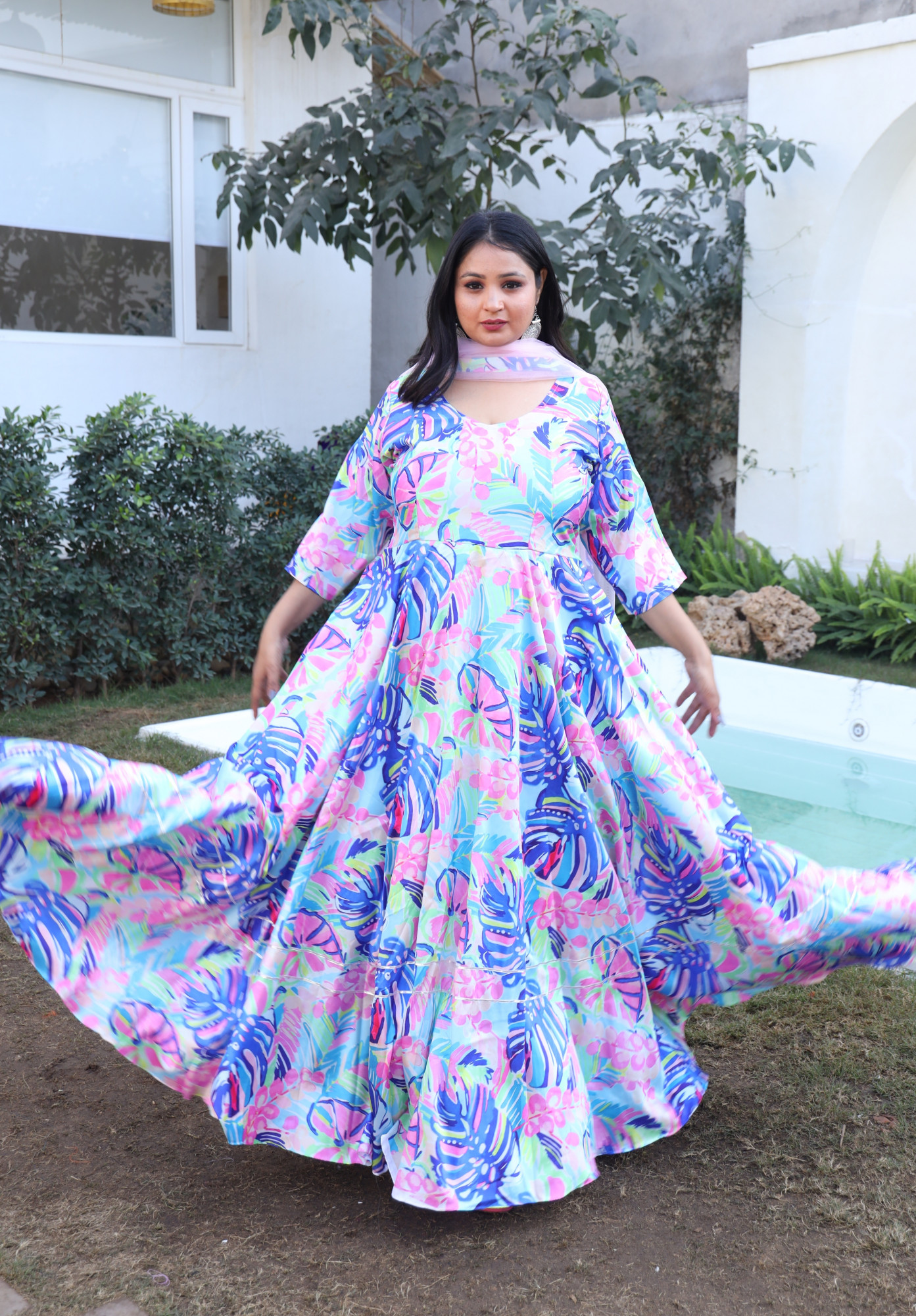 Bold Leaf Silk Anarkali Set