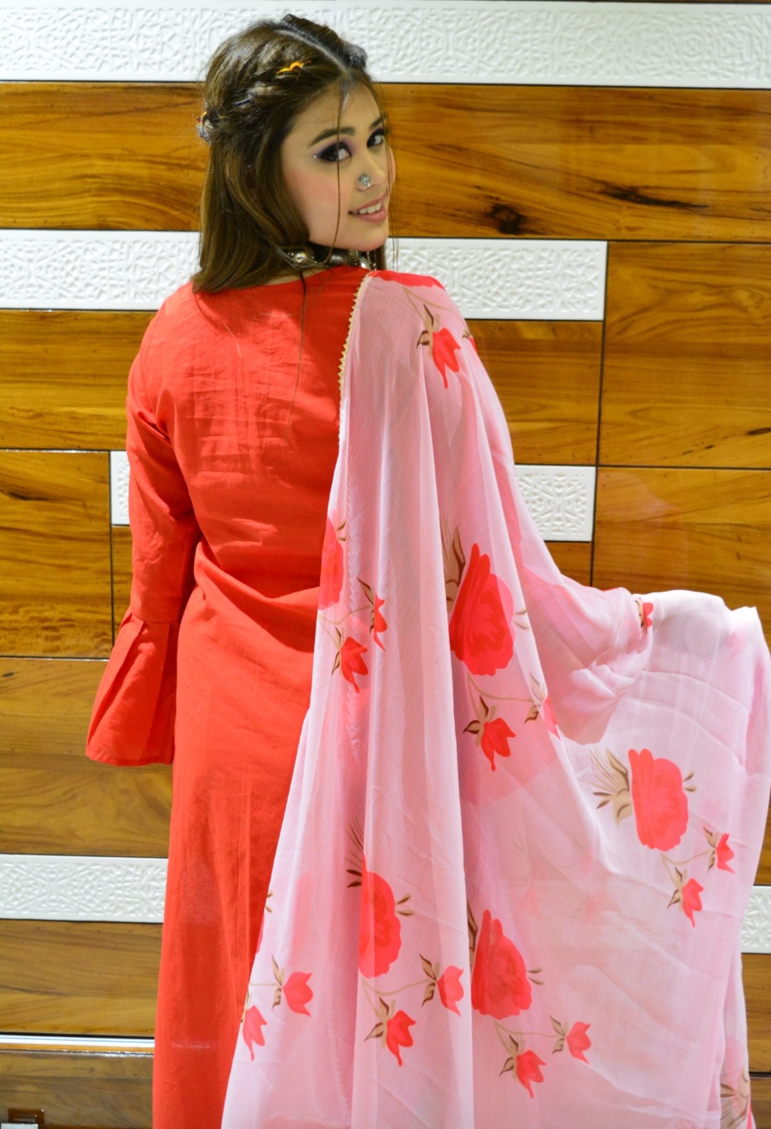 Jannat red suit set