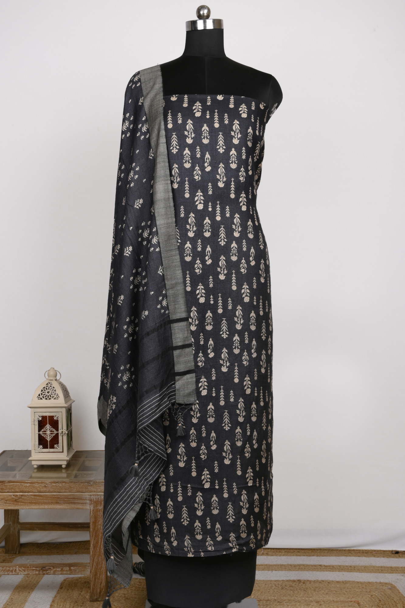 Black Pashmina Suit Set with Pashmina Dupatta - 799-16001-11A