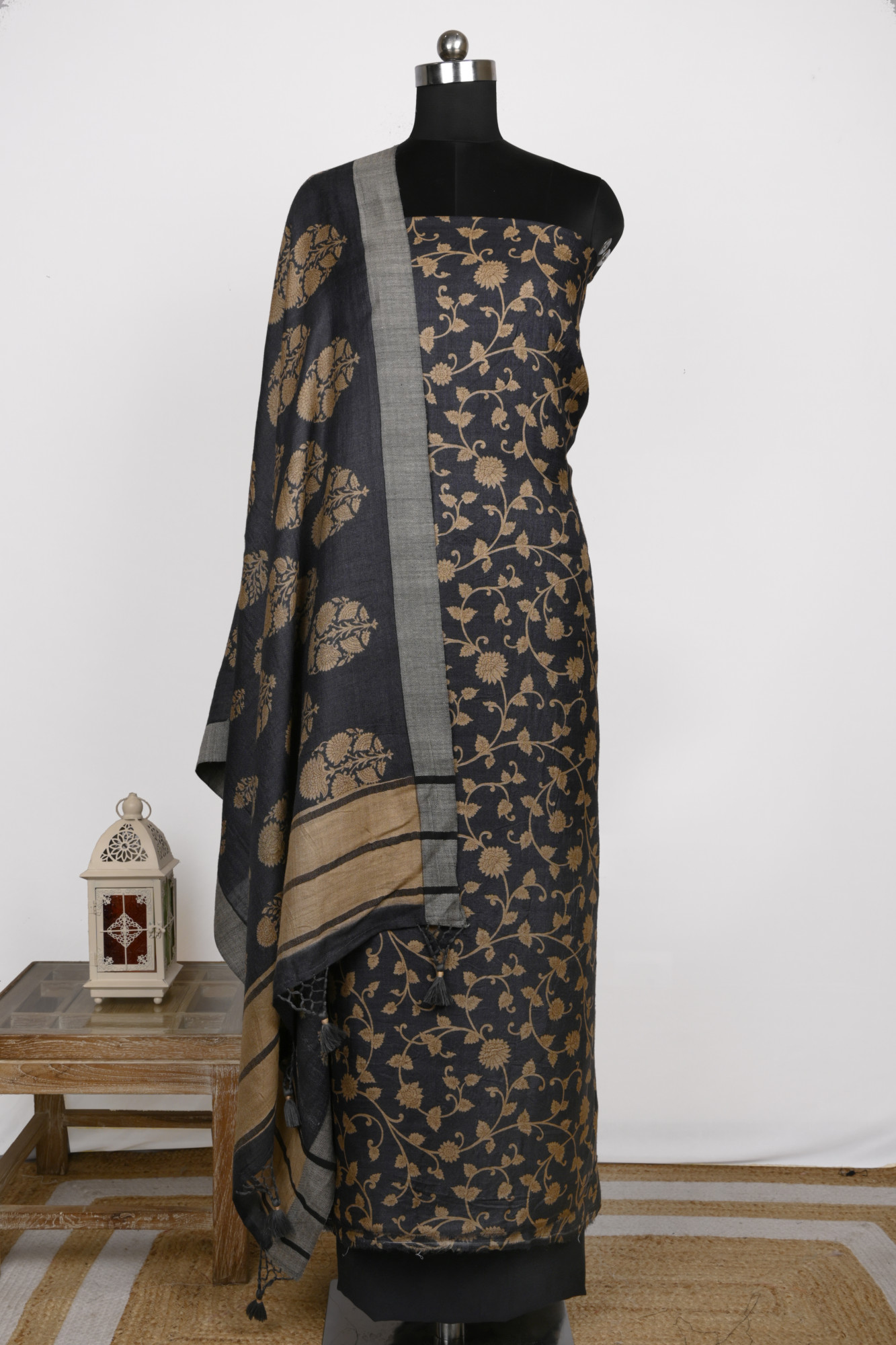 Black Pashmina Suit Set with Pashmina Dupatta - 799-16001-2B