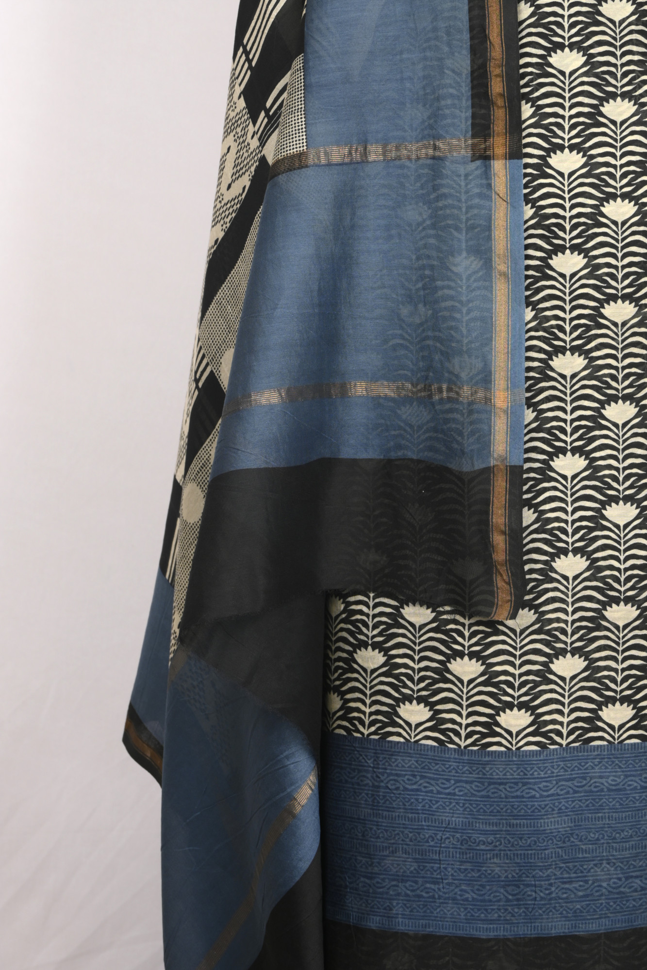 Blue Maheshwari Beautiful Suit Set with Dupatta - 811-S151-445-119-2B