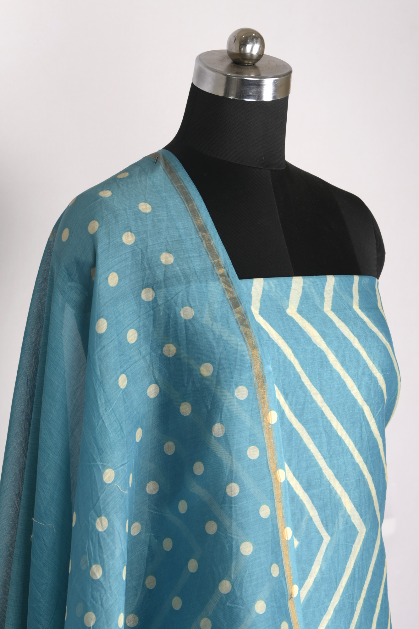 Firozee Maheshwari Beautiful Suit Set with Dupatta - 811-S151-445-118-1D