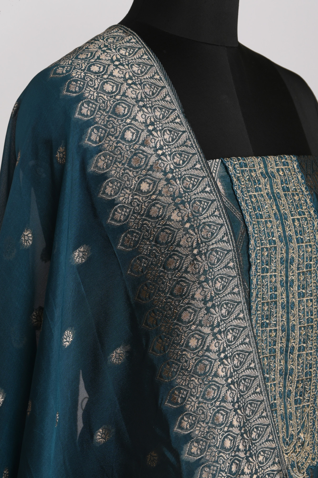 Blue Chanderi Silk Unstitch suit set with Chanderi silk Dupatta - 944-11143B