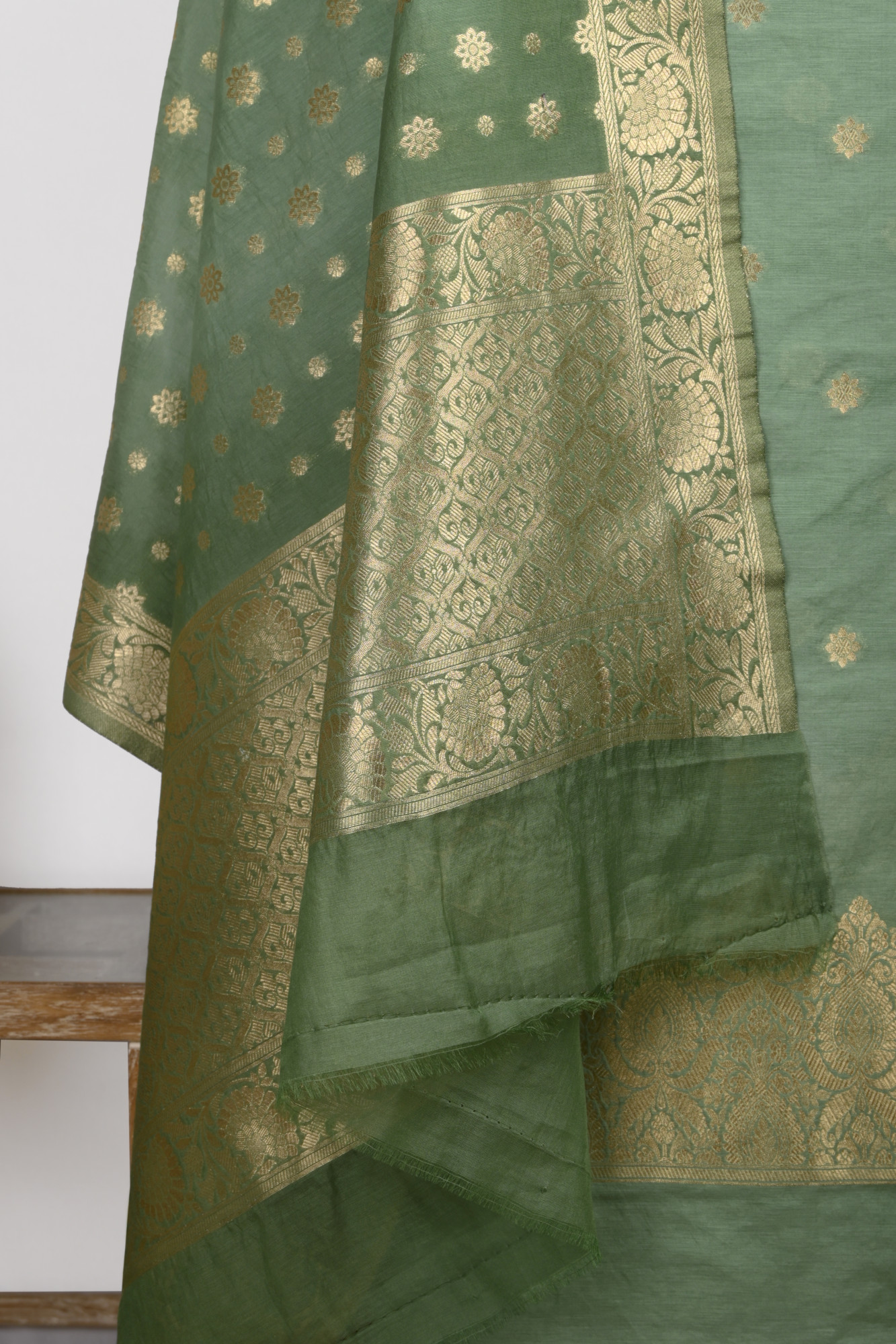 Green Chanderi Silk Suit Set with Chanderi Silk Dupatta - 1021-CTN-1E