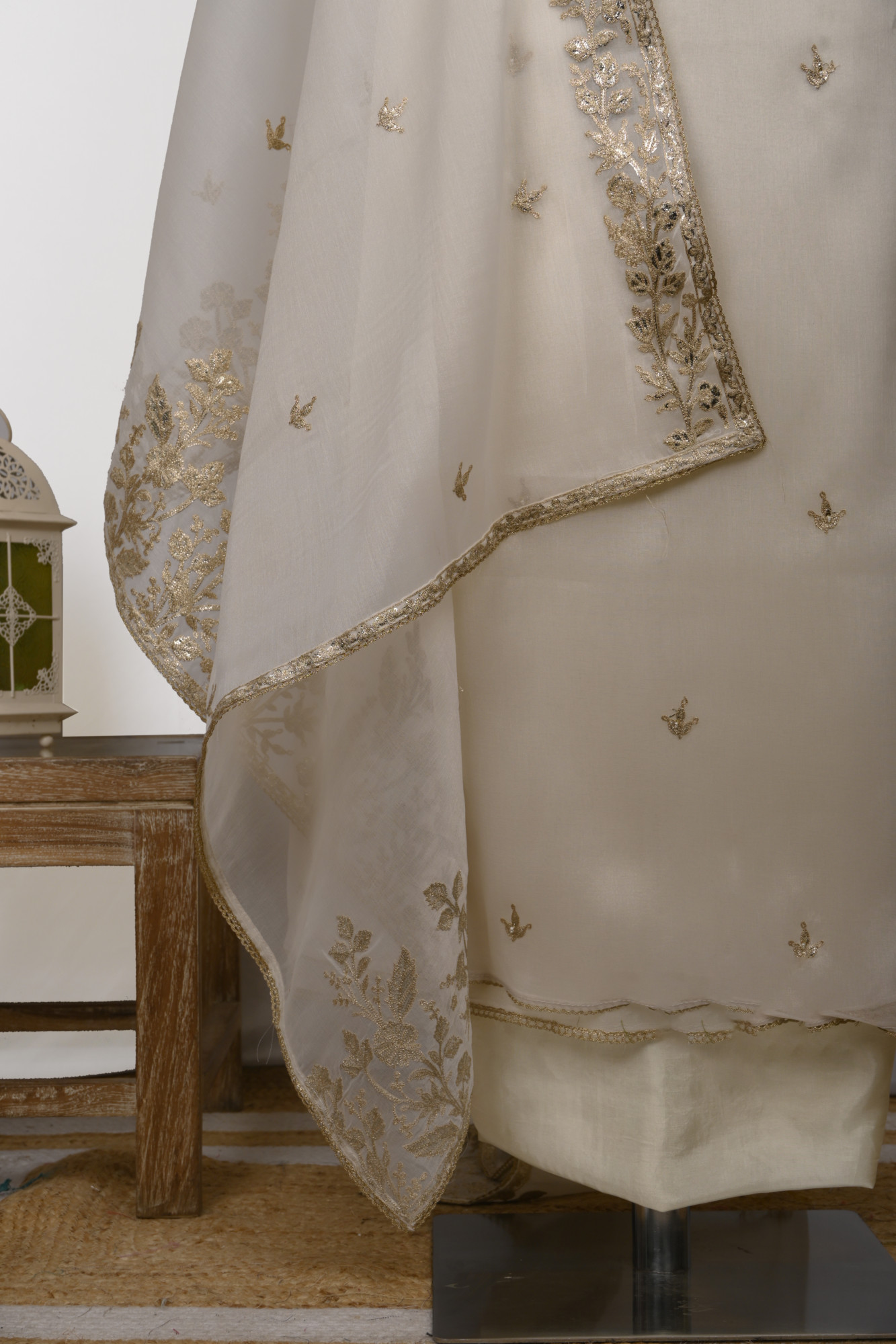 Off- White Silk Unstitch suit set with Dupatta - 131-51504D